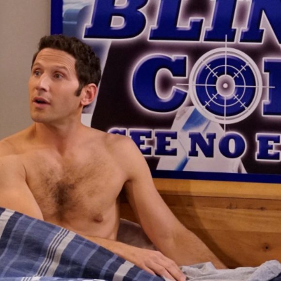 ROYAL PAINS TV-Series Seasons FOUR AND SEVEN. Six Disc set. - Picture 5 of 7